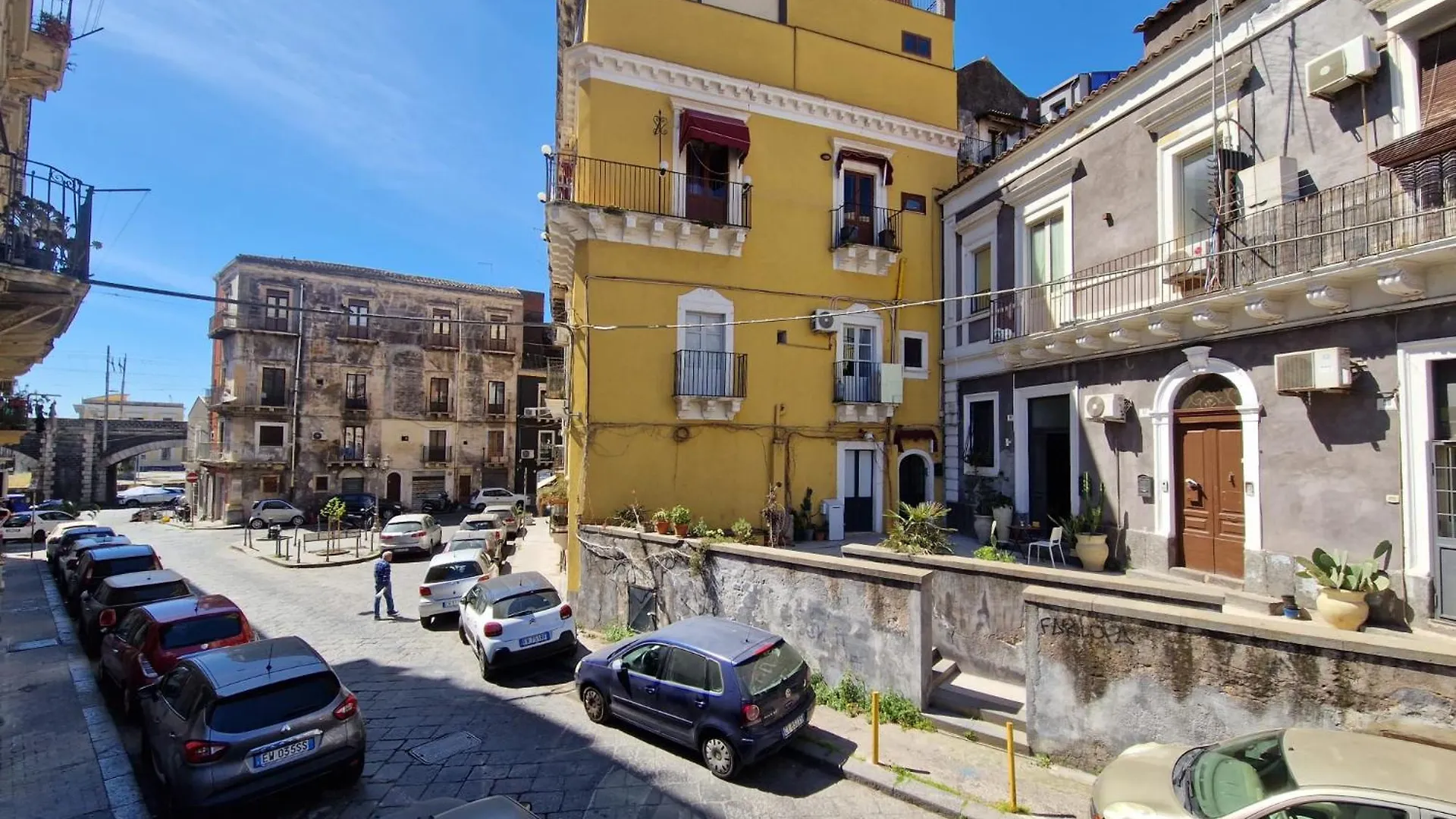 Elvira Home Catania Italien