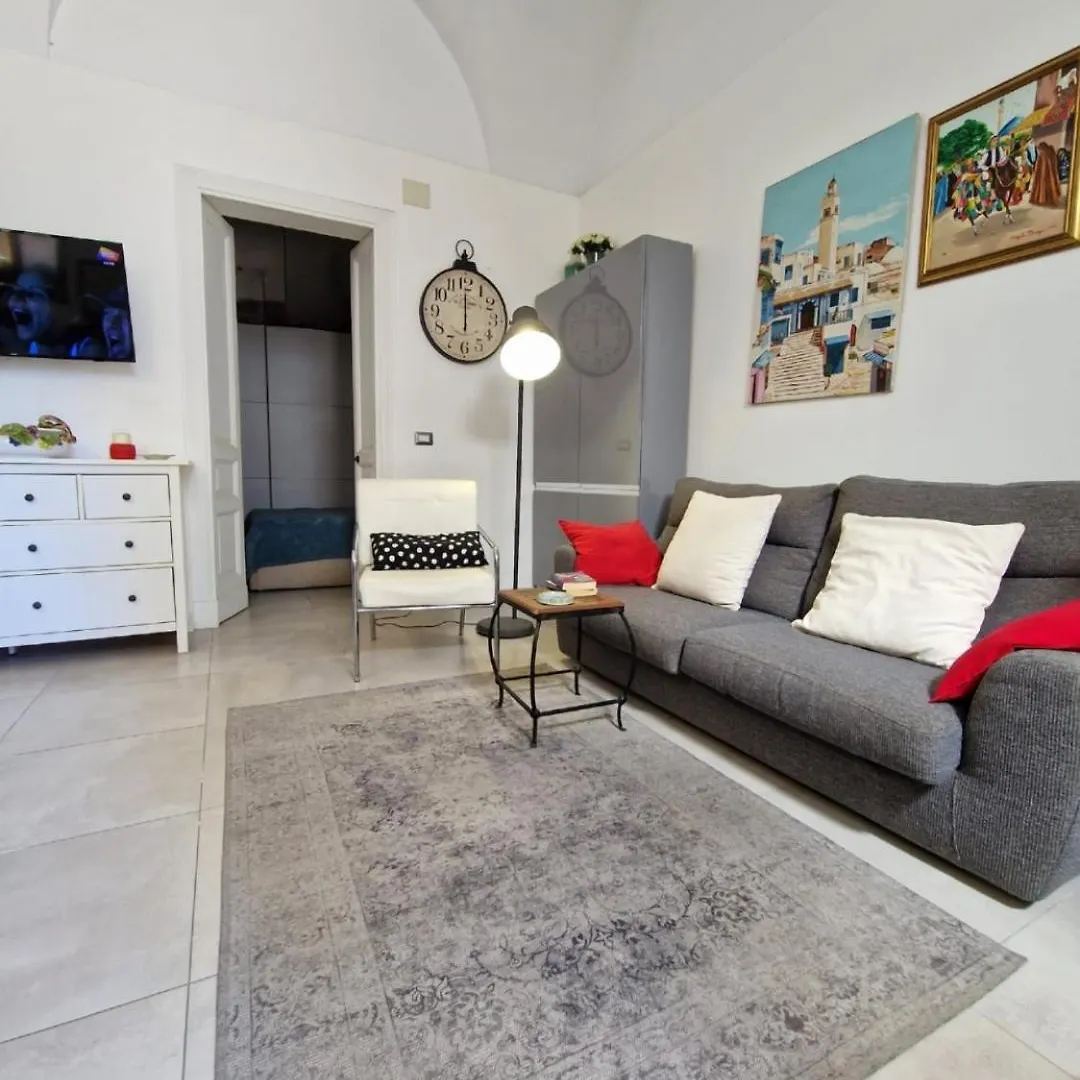 Elvira Home Catania Italien
